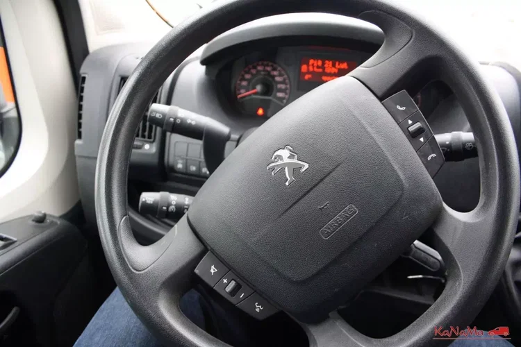 Peugeot Boxer zdjęcie 31