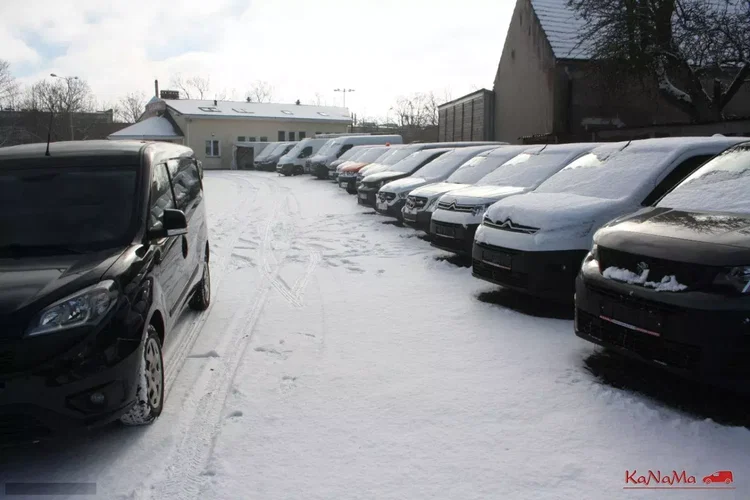 Volkswagen caddy zdjęcie 36