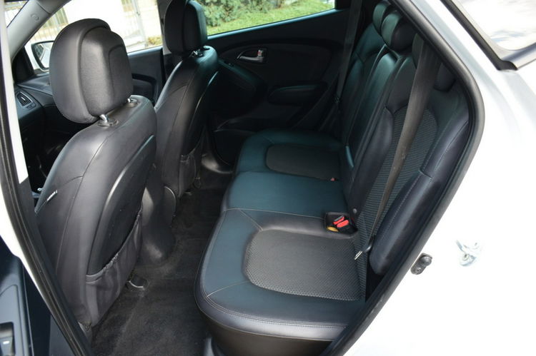 Hyundai ix35 Zarejestrowany 2.0i 163KM Serwis Skóra zdjęcie 27
