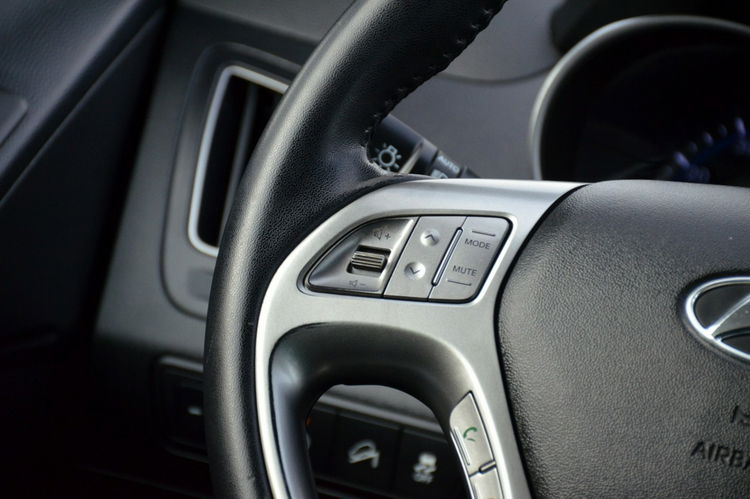 Hyundai ix35 Zarejestrowany 2.0i 163KM Serwis Skóra zdjęcie 33