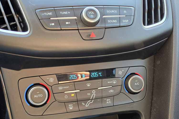 Ford Focus 1.5 TDCi 120KM Titanium / Salon PL / Bezwypadkowy / ZADBANY zdjęcie 14