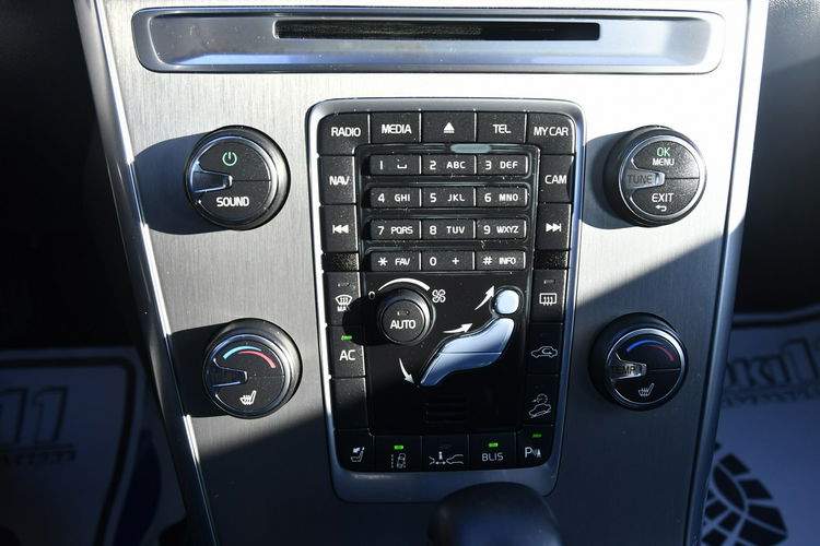 Volvo XC 60 2.4D5 Automat, Navi, Kam.Cofania.Skóry.Tempomat. zdjęcie 22