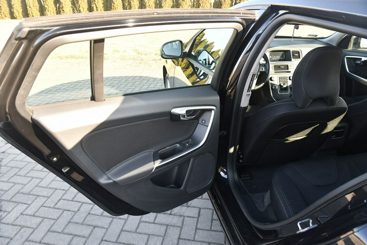 Volvo V60 1.6hdi Navi.Ledy.Klimatr 2 str.Parktronic.GWARANCJA zdjęcie 15