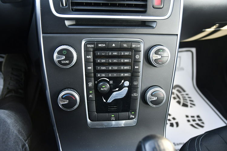 Volvo V60 1.6hdi Navi.Ledy.Klimatr 2 str.Parktronic.GWARANCJA zdjęcie 24
