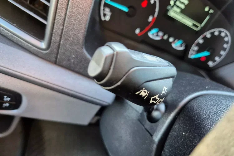 Ford Transit L3H2 Lift 69900zł NETTO 2.0TdCi/170KM zdjęcie 20