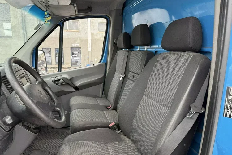 Mercedes 313 zdjęcie 9