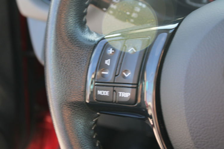 Toyota Yaris 1.5 Dual VVT-iE 111 KM Premium 5d zdjęcie 14