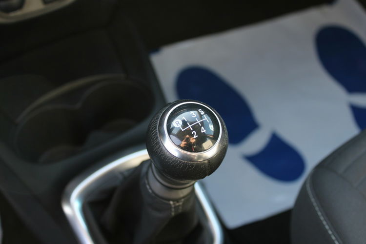 Toyota Yaris 1.5 Dual VVT-iE 111 KM Premium 5d zdjęcie 19