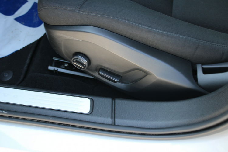 Volvo V60 pełna oferta Eurosamochody.pl zdjęcie 15