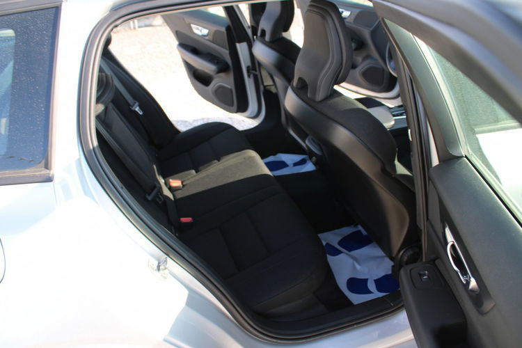Volvo V60 pełna oferta Eurosamochody.pl zdjęcie 26