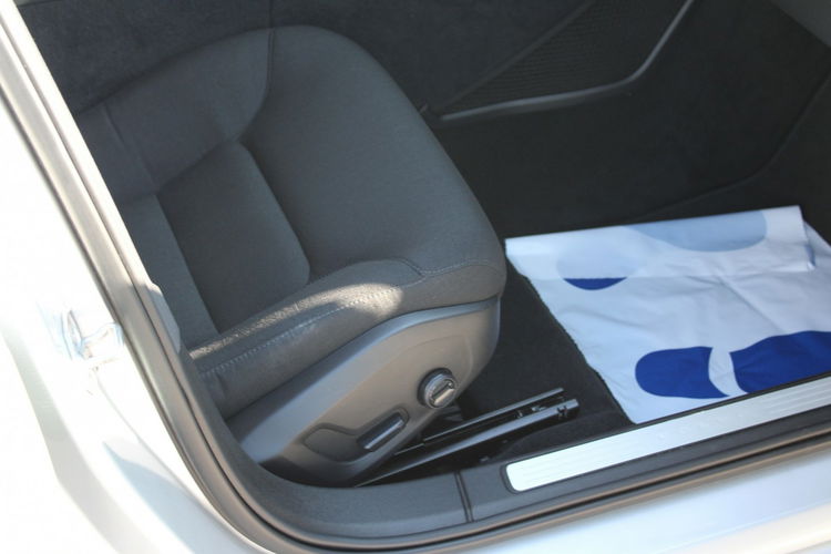 Volvo V60 pełna oferta Eurosamochody.pl zdjęcie 28