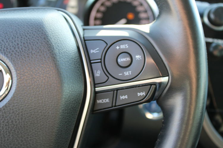 Toyota Camry 2.5 Hybrid e-CTV Comfort F-vat Skóra Gwarancja zdjęcie 19