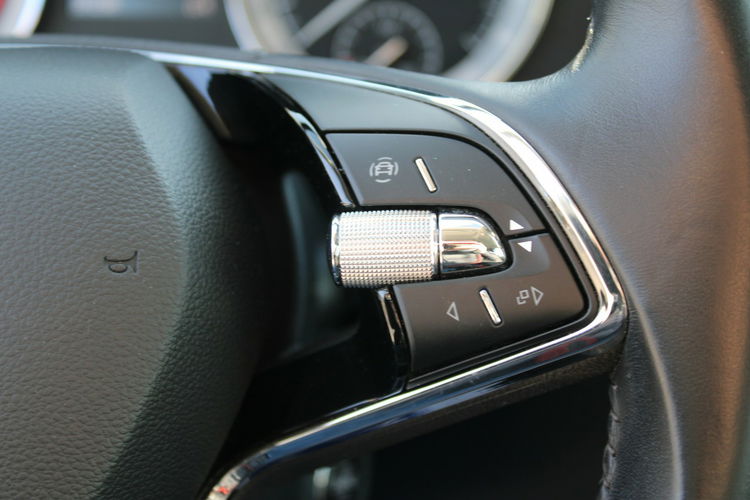 Skoda Superb AMBITION DSG F-vat Gwarancja Salo Polska zdjęcie 18