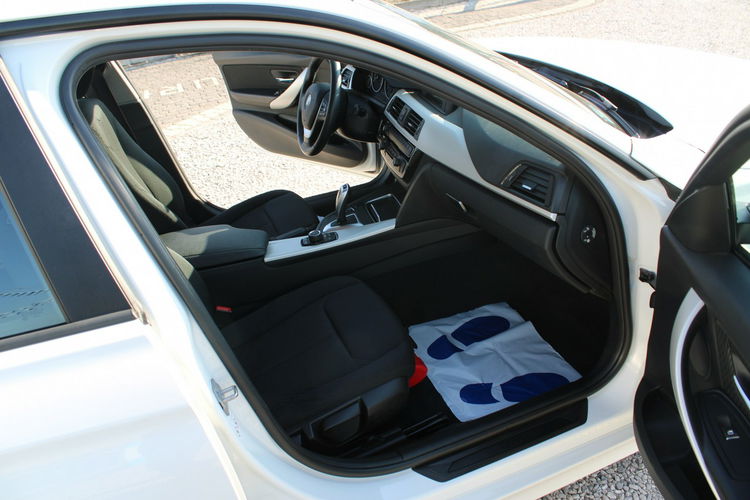 BMW 318 Salon Polska Automat Gwarancja LED F-vat zdjęcie 28