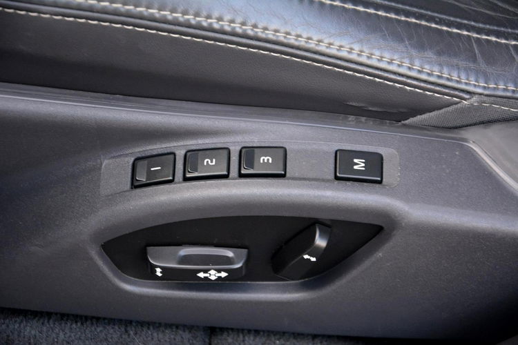 S60 R-Design Duża Navi Skóry Led 2xParktronic Alu 18"ASO Volvo zdjęcie 23