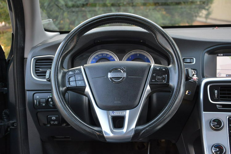S60 R-Design Duża Navi Skóry Led 2xParktronic Alu 18"ASO Volvo zdjęcie 25