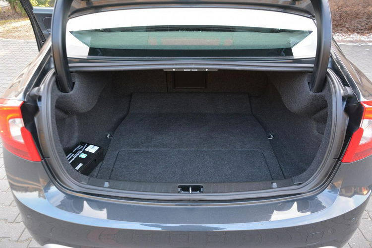 S60 R-Design Duża Navi Skóry Led 2xParktronic Alu 18"ASO Volvo zdjęcie 32