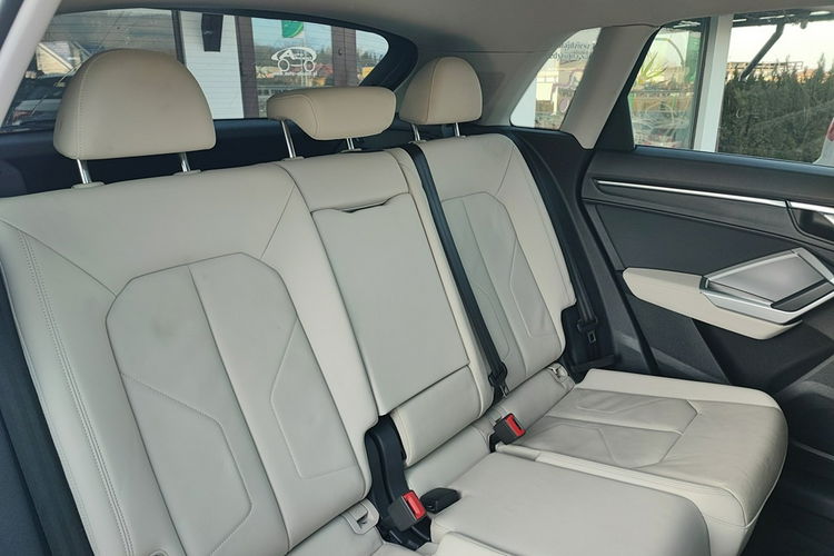 Audi Q3 Quattro 4x4 + tylko 38 t.km zdjęcie 9