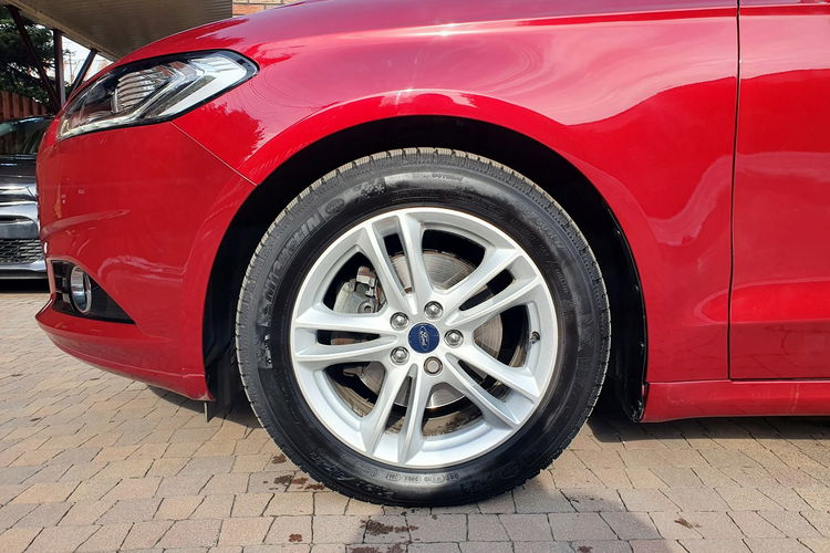 Ford Mondeo 2.0 TDCI 180KM, TITANIUM Kamera, Full LED, , Serwis ASO 2 x komplet kół zdjęcie 15