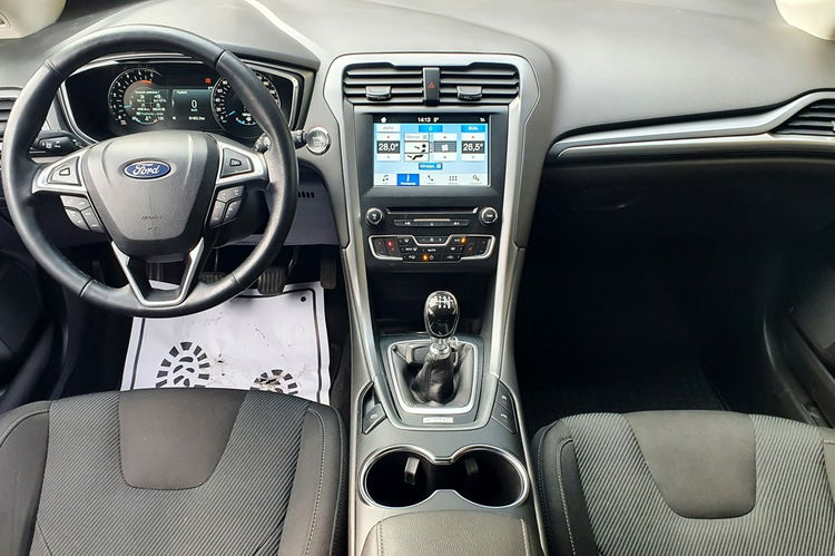 Ford Mondeo 2.0 TDCI 180KM, TITANIUM Kamera, Full LED, , Serwis ASO 2 x komplet kół zdjęcie 21