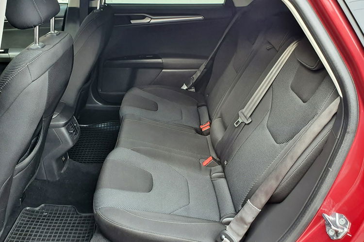 Ford Mondeo 2.0 TDCI 180KM, TITANIUM Kamera, Full LED, , Serwis ASO 2 x komplet kół zdjęcie 25