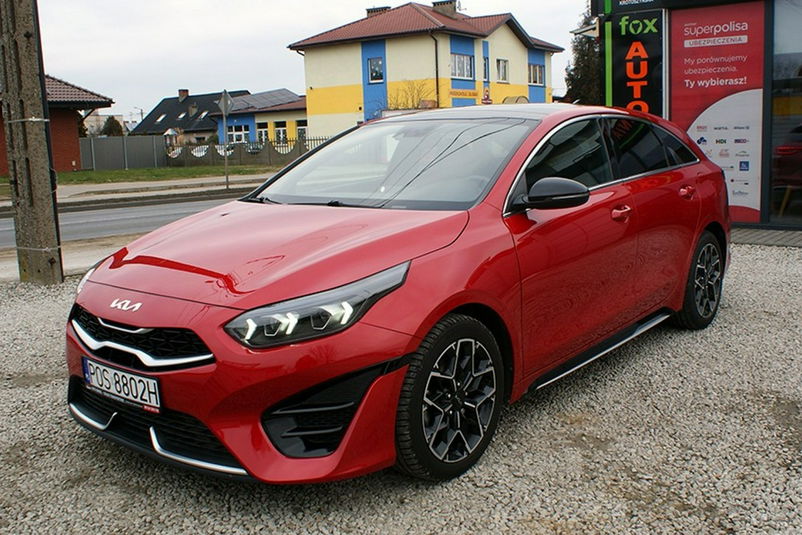 samochód osobowy Kia zdjęcie 1