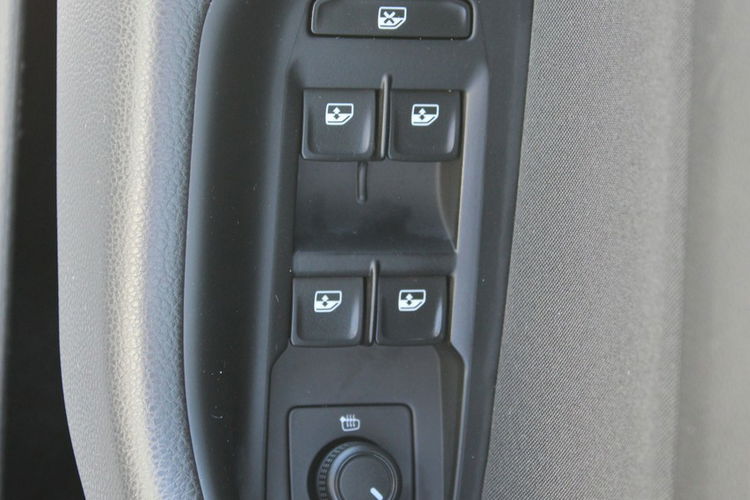 Volkswagen Passat Business DSG LED F-vat Salon Polska Gwarancja zdjęcie 14