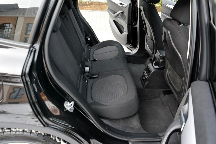 X1 z Niemiec 2xParktronic Park Assist EL.Klapa Alu 18 ASO BMW Europa zdjęcie 15