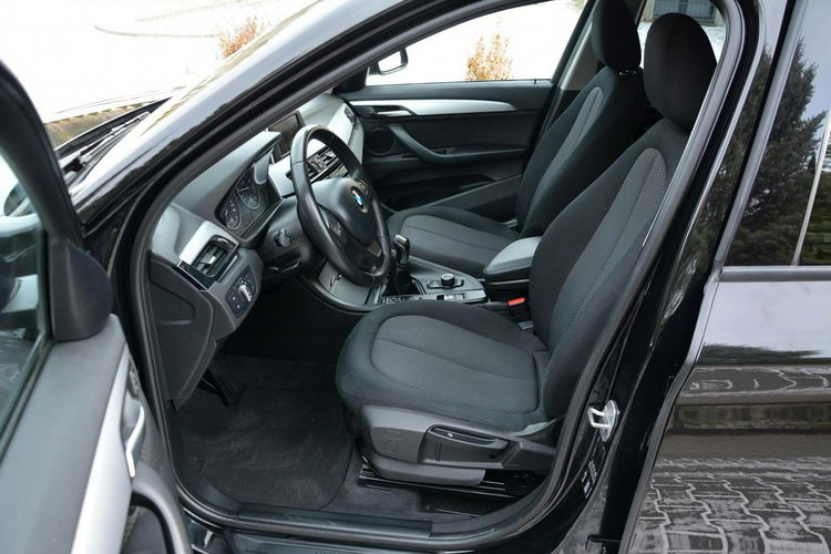 X1 z Niemiec 2xParktronic Park Assist EL.Klapa Alu 18 ASO BMW Europa zdjęcie 19