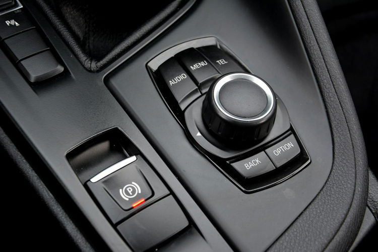 X1 z Niemiec 2xParktronic Park Assist EL.Klapa Alu 18 ASO BMW Europa zdjęcie 25