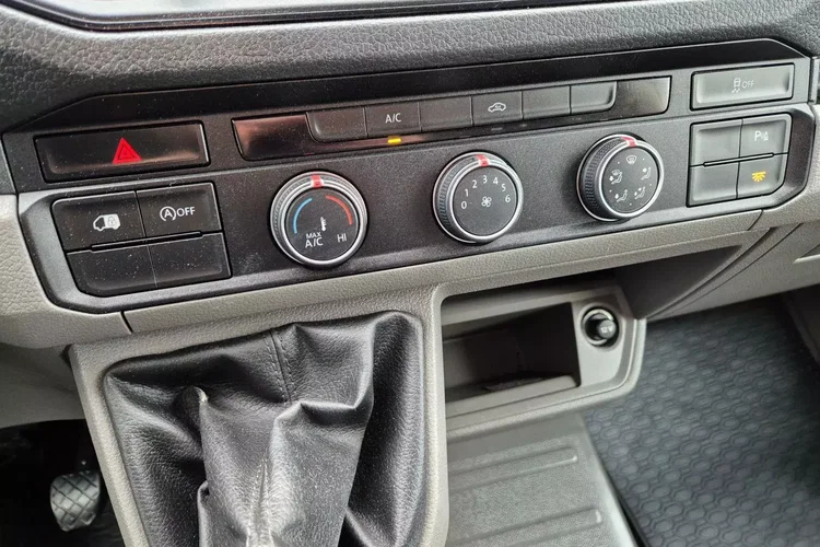 Volkswagen Crafter L3H2 79900zł NETTO 2.0TDi/140KM zdjęcie 24