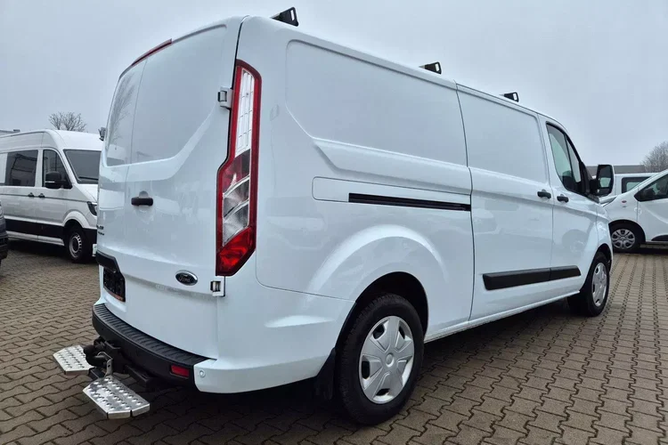 Ford Transit Custom L2H1 64900zł NETTO 2.0TdCi/170KM zdjęcie 9