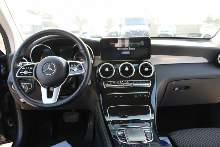 Mercedes GLC 200 4-Matic Led F-vat Gwarancja Salon Polska zdjęcie 34