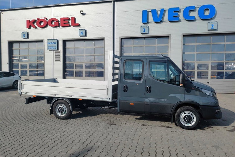 IVECO Daily 35S16H3.0 D zdjęcie 9