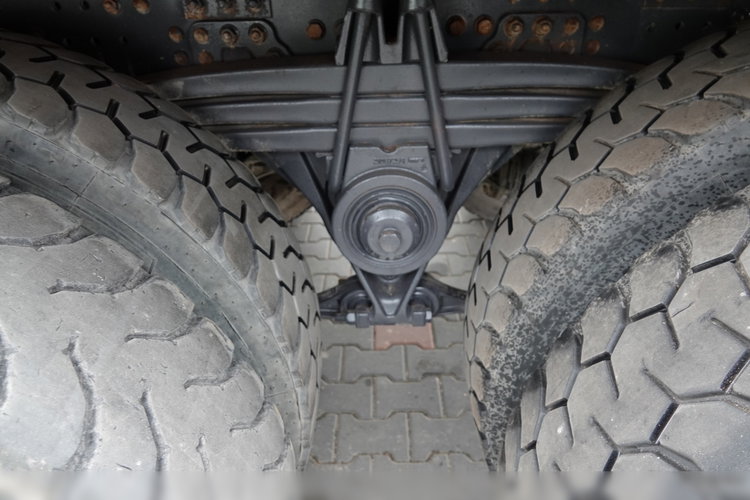 Renault KERAX 410 / 6x4 / WYWROTKA / HYDROBURTA / BORDMATIC / MANUAL / SPROWADZONA zdjęcie 41