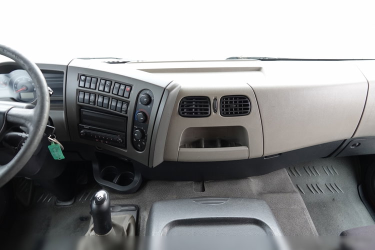 Renault KERAX 410 / 6x4 / WYWROTKA / HYDROBURTA / BORDMATIC / MANUAL / SPROWADZONA zdjęcie 52