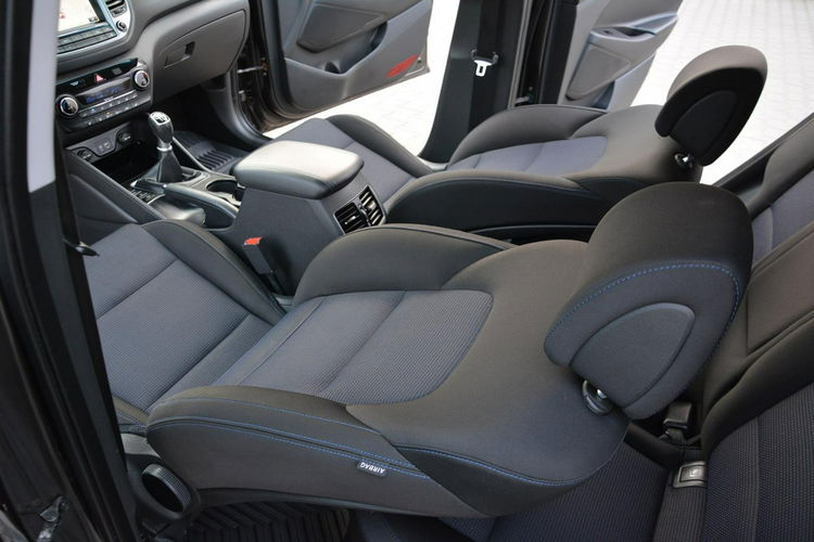 Hyundai Tucson Ledy Duża Navi Kamera 2XParktronic Klimatronic Asystent Pasa z Niemiec zdjęcie 23