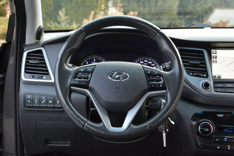 Hyundai Tucson Ledy Duża Navi Kamera 2XParktronic Klimatronic Asystent Pasa z Niemiec zdjęcie 25