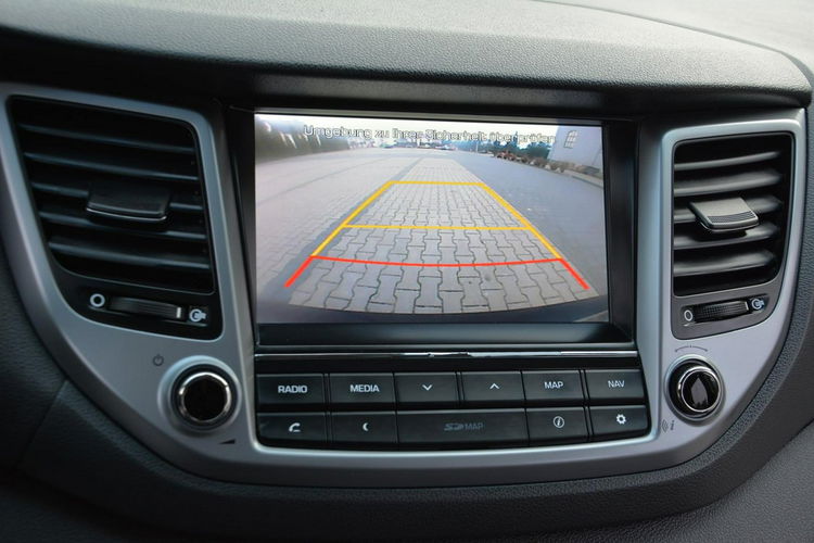Hyundai Tucson Ledy Duża Navi Kamera 2XParktronic Klimatronic Asystent Pasa z Niemiec zdjęcie 26