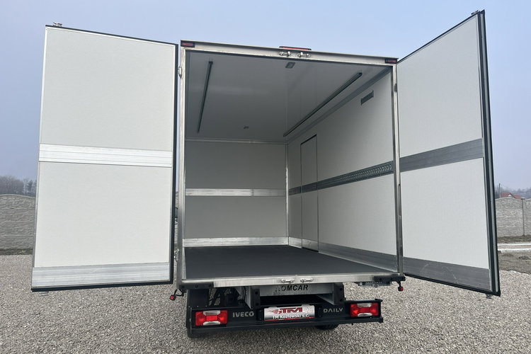 Iveco Daily 35S18 Chłodnia Izoterma Kontener GWARANCJA 3.0/180KM zdjęcie 16