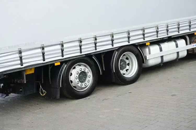 Mercedes ACTROS / 2542 / ACC / EURO 6 / FIRANKA / 18 PALET / OŚ SKRĘTNA zdjęcie 35