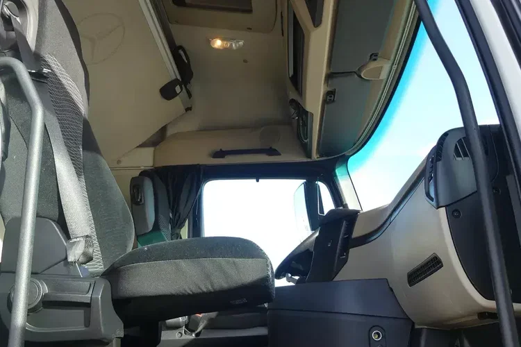 Mercedes ACTROS MP4 1836 / BDF / AUTOMAT / POD ZABUDOWĘ / zdjęcie 20