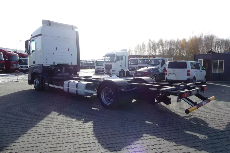 Mercedes ACTROS MP4 1836 / BDF / AUTOMAT / POD ZABUDOWĘ / zdjęcie 5