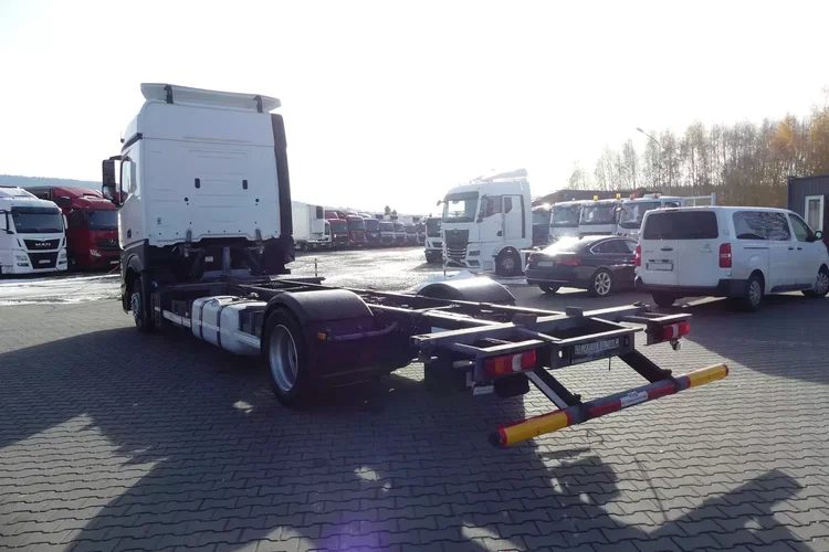 Mercedes ACTROS MP4 1836 / BDF / AUTOMAT / POD ZABUDOWĘ / zdjęcie 6