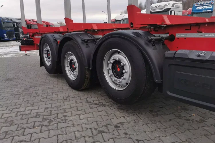 Kogel KŁONICOWA / DO DREWNA / 2 OSIE PODNOSZONE / 130 TYS KM / zdjęcie 24