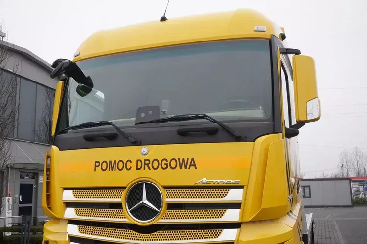 Mercedes Actros 2542 / NOWA laweta / kabina sypialna zdjęcie 17