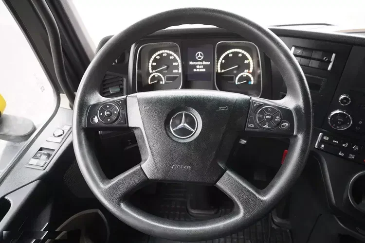 Mercedes Actros 2542 / NOWA laweta / kabina sypialna zdjęcie 22