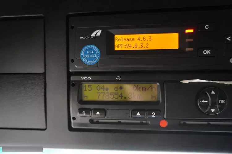 Mercedes Actros 2542 / NOWA laweta / kabina sypialna zdjęcie 29