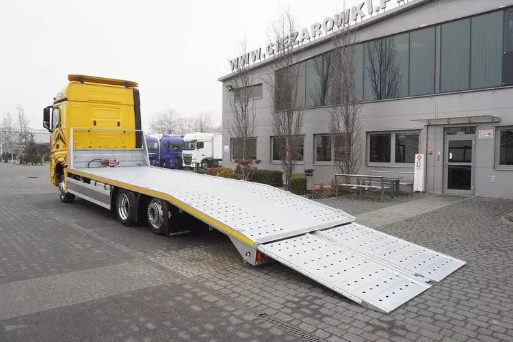 Mercedes Actros 2542 / NOWA laweta / kabina sypialna zdjęcie 7