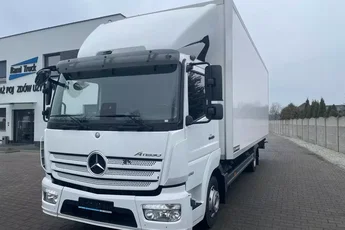 Mercedes ATEGO 818, IZOTERMA OGRZEWANA